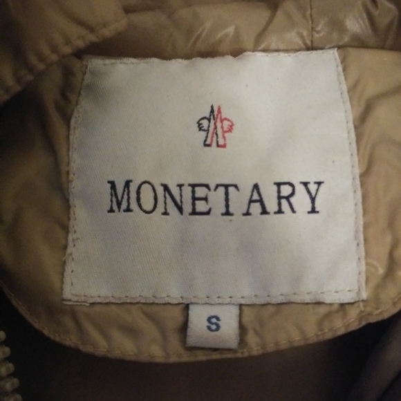 Coat - Picture 3 of 3